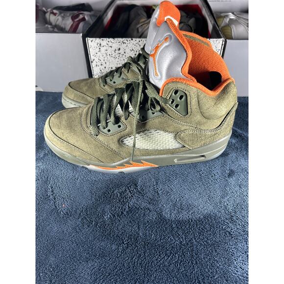 Jordan 5 Retro Olive